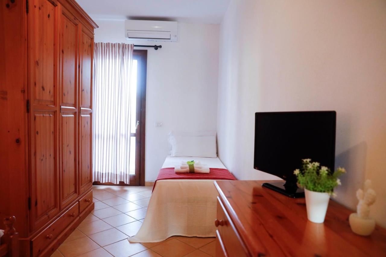 Il Melo Residence ปอร์โตตอร์เรส ภายนอก รูปภาพ